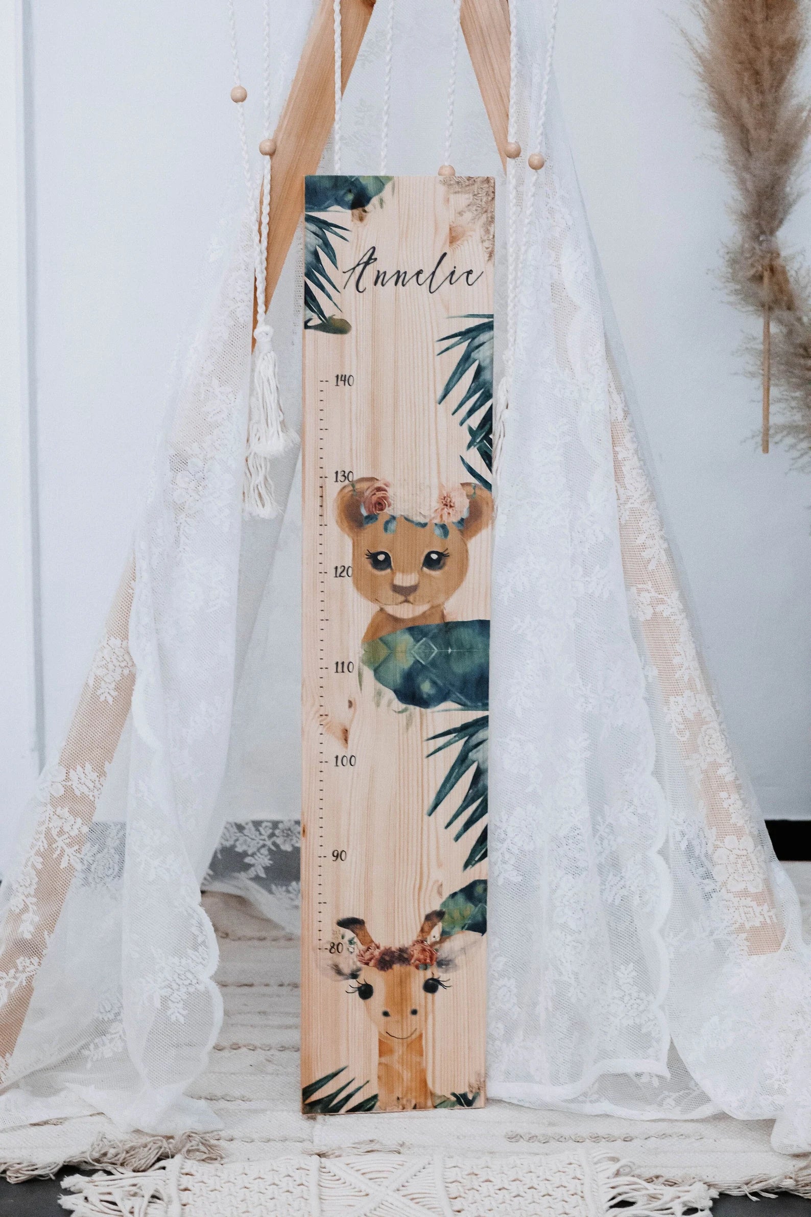 Messlatte Löwenmädchen Giraffe