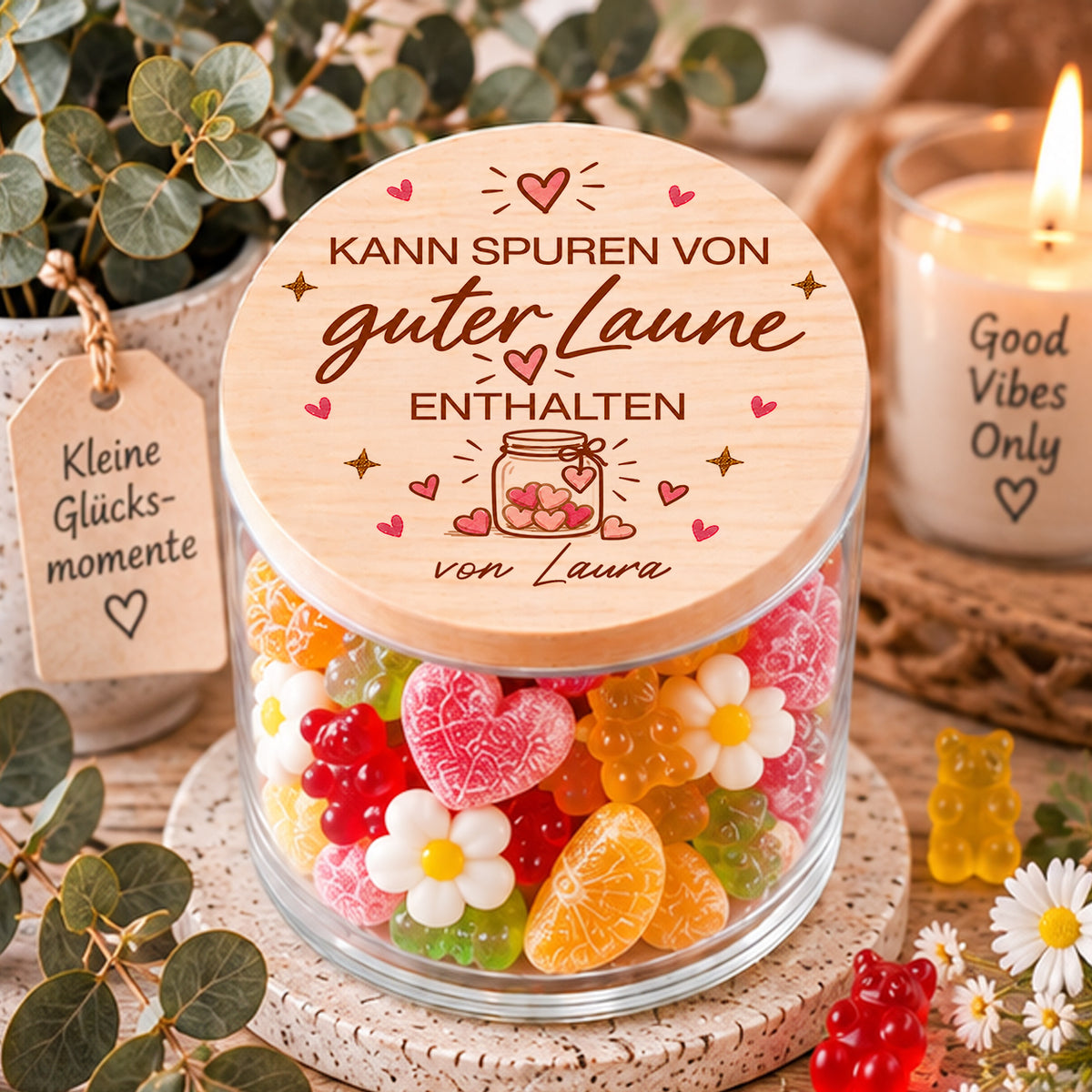Personalisiertes Gute-Laune-Geschenk als Vorratsglas mit Holzdeckel und Spruch Kann Spuren von guter Laune enthalten