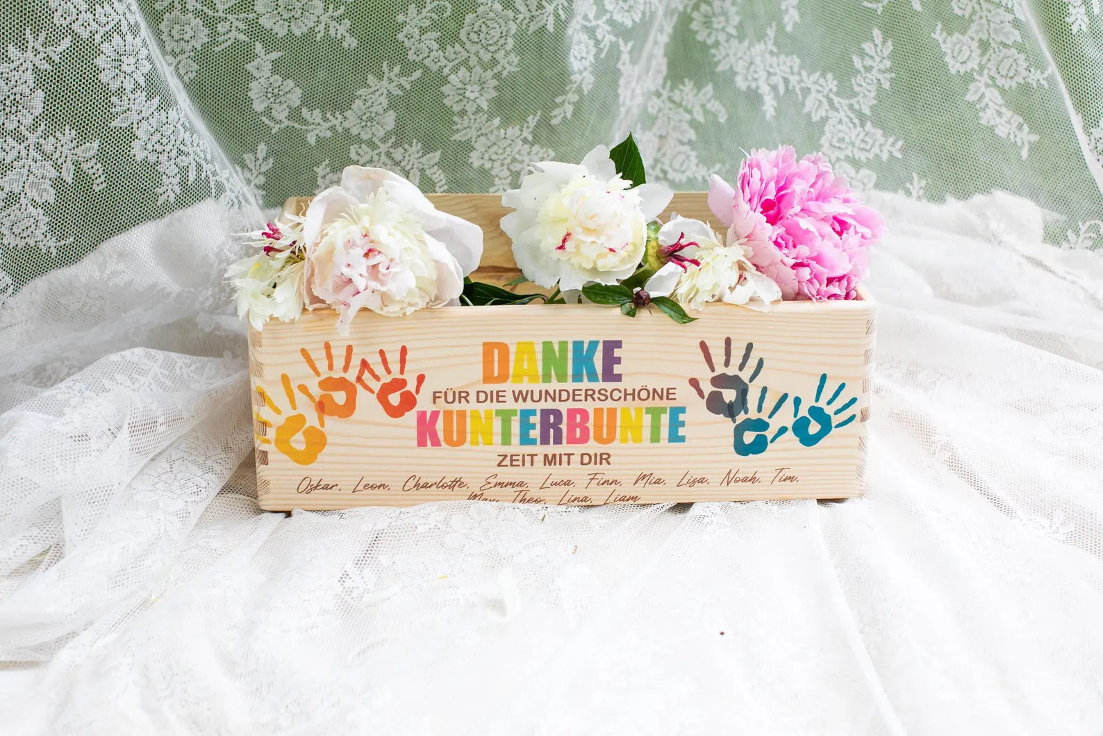 Personalisierte Holzkiste als Kita Abschied Geschenk für Erzieherin zum Befüllen