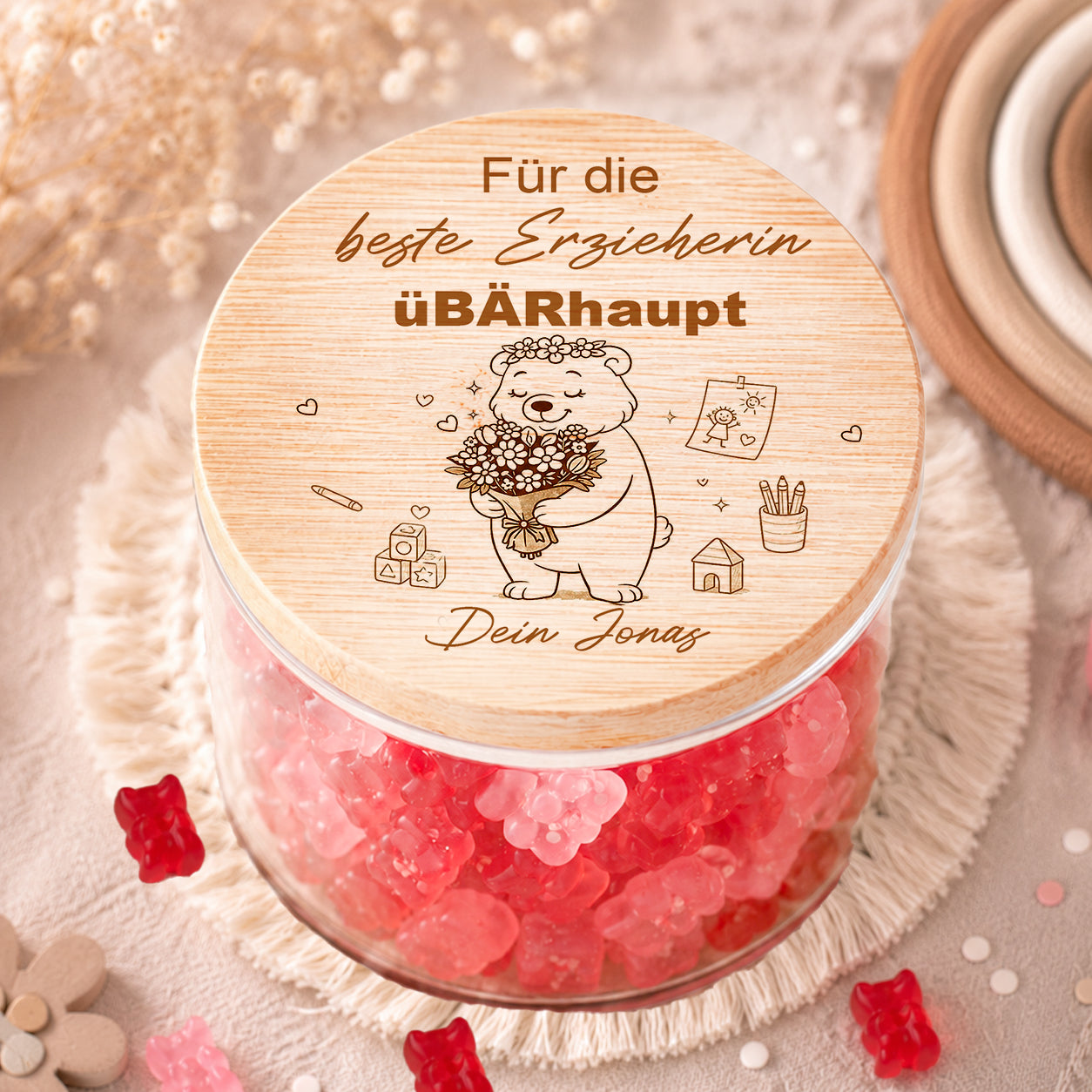 Kita Abschiedsgeschenk für Erzieherin personalisiert mit Gummibärchen Glas und Beste Erzieherin üBÄRhaupt Spruch
