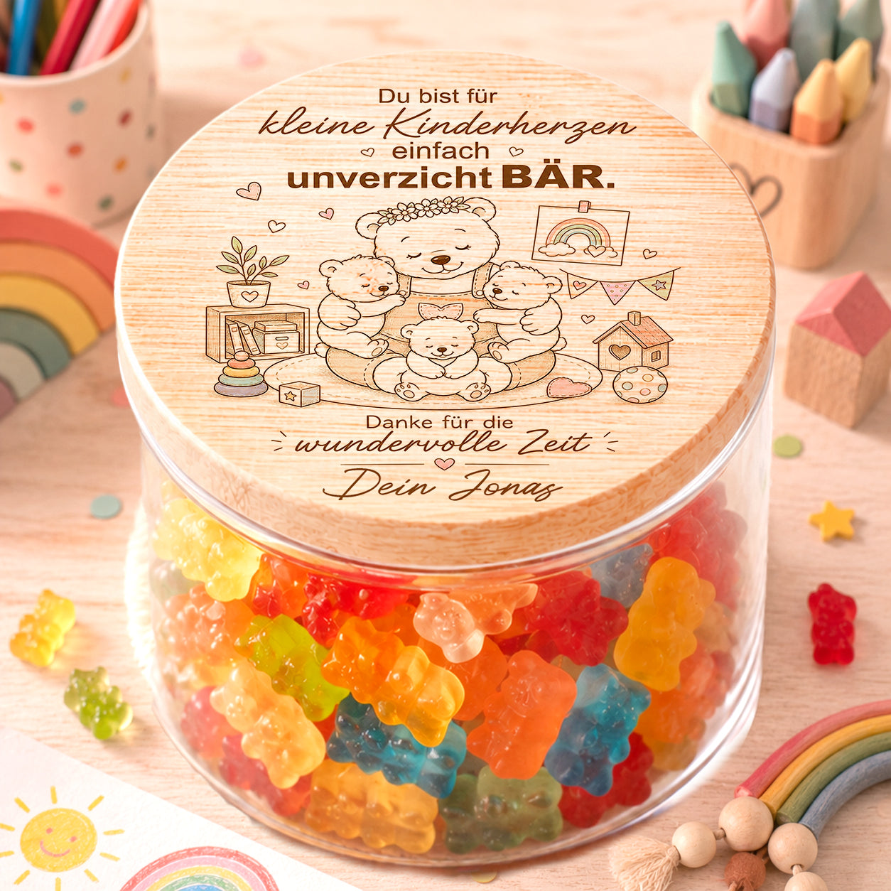 Kita Abschiedsgeschenk Erzieherin personalisiert mit unverzichtBÄR Spruch und bunten Gummibärchen im Glas