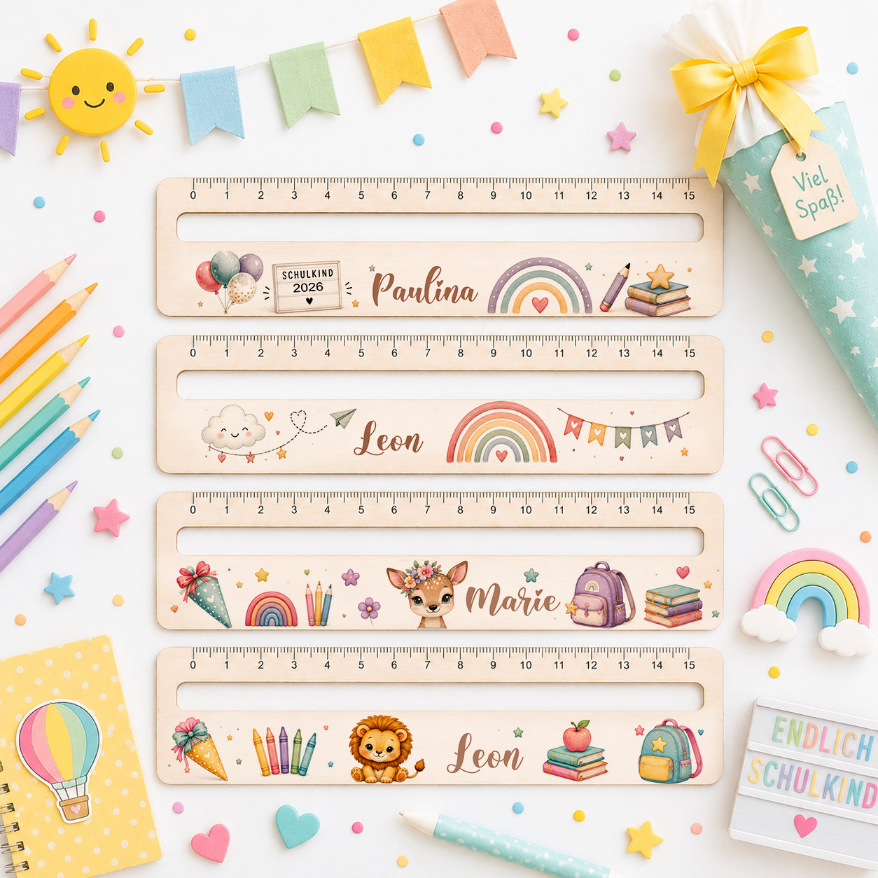 Personalisierte Lesehilfe aus Naturholz mit Name, integriertem Lineal und liebevollen Schulkind-Motiven als Geschenk zur Einschulung für Mädchen und Jungen
