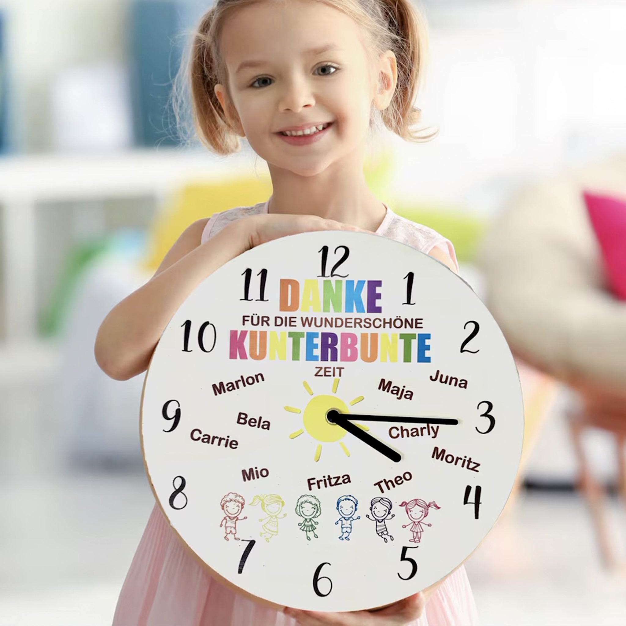 Personalisierte Wanduhr Kindergarten Abschied mit Kindernamen Geschenk für Erzieher