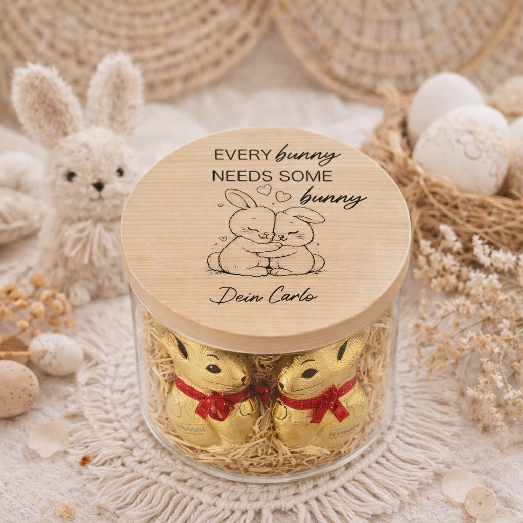 Personalisiertes Vorratsglas zu Ostern mit Holzdeckel, Hasenmotiv und Name als Osternest und Osterkorb Alternative